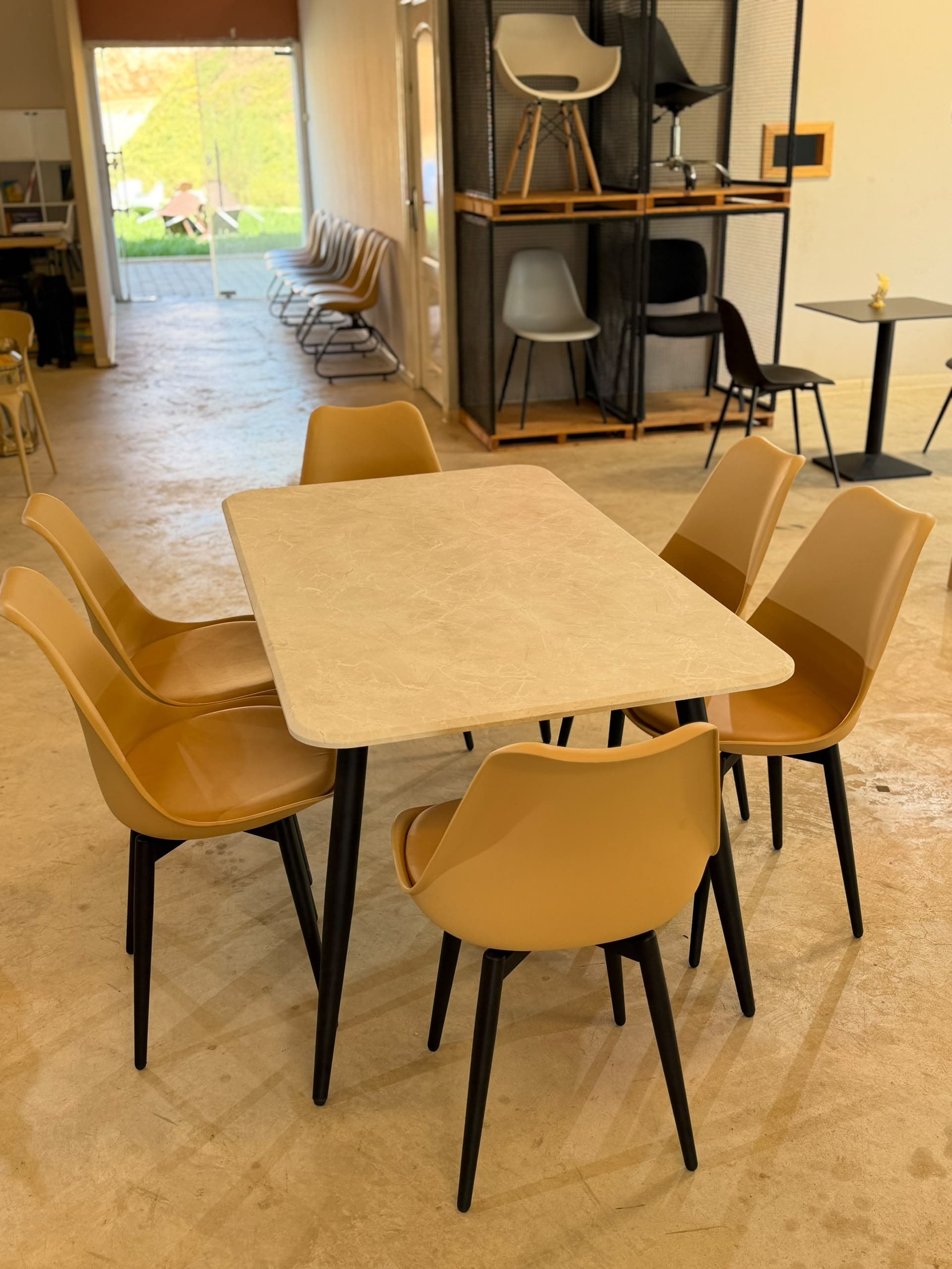 Table et chaise 8