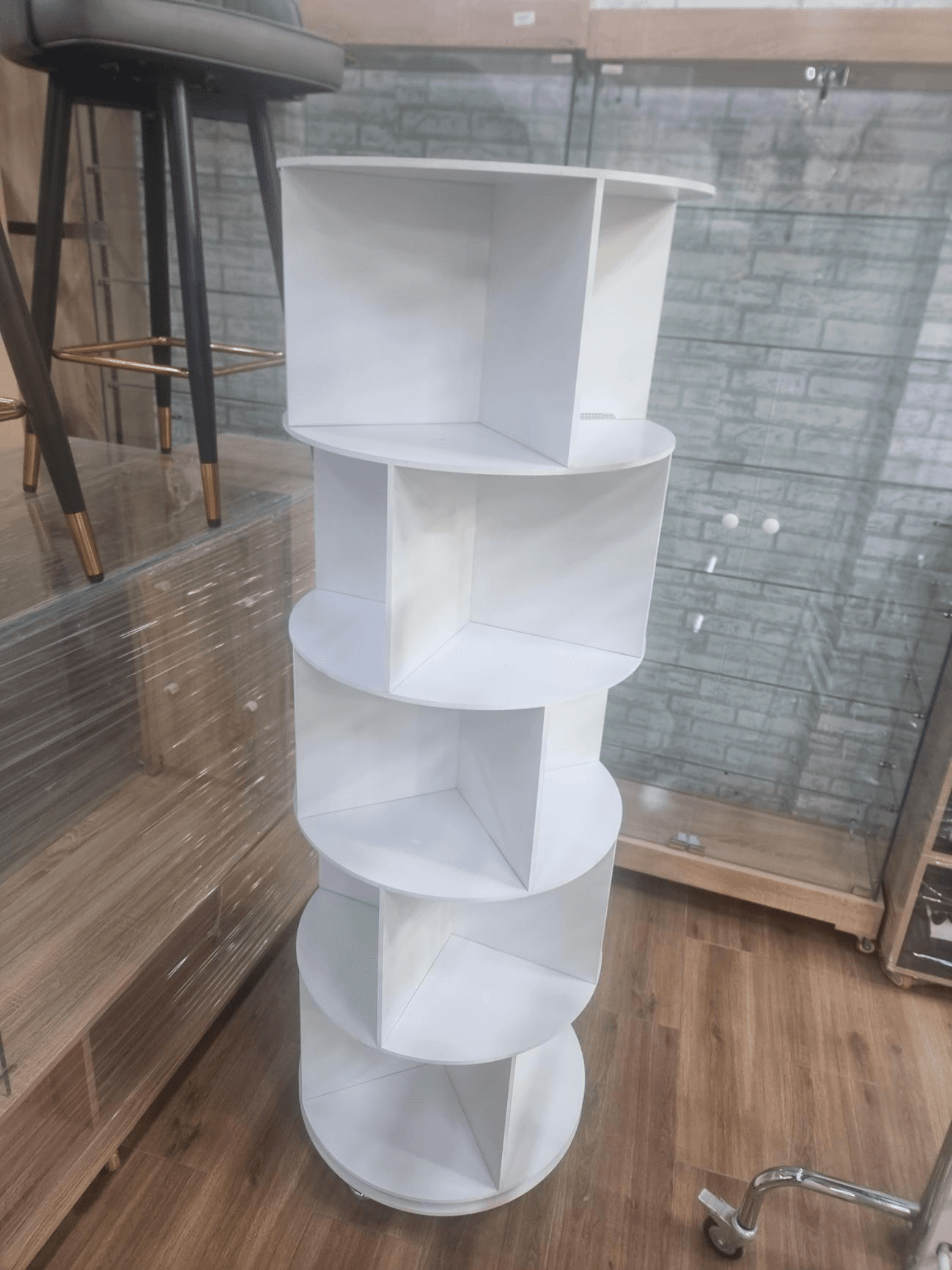 Meuble rotatif 6